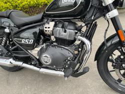 2025 Royal Enfield SUPER METEOR 650 Interstella Green