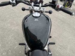 2025 Royal Enfield SUPER METEOR 650 Interstella Green