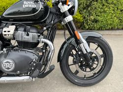 2025 Royal Enfield SUPER METEOR 650 Interstella Green