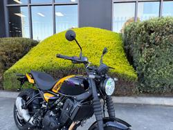 2025 Royal Enfield Guerrilla 450