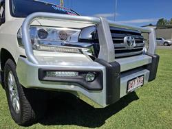 2017 Toyota Landcruiser VX VDJ200R 4X4 Dual Range Crystal Pearl