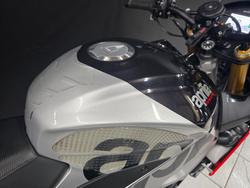 2019 APRILIA TUONO V4 FACTORY Black