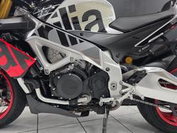 2019 APRILIA TUONO V4 FACTORY Black