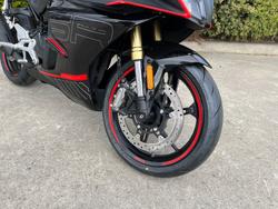 2026 CFMOTO 2026 Cf Moto 450CC 450SR Zircon Black With Velocity Grey