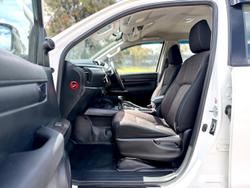 2017 Toyota Hilux SR GUN126R 4X4 Dual Range Glacier White