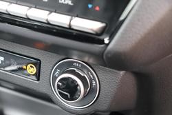 2025 Isuzu D-MAX BLADE