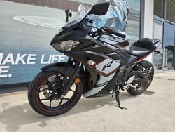 2018 Yamaha YZF-R3 Black