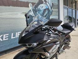 2018 Yamaha YZF-R3 Black