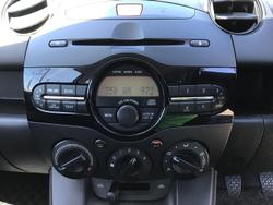 2013 Mazda 2 Neo Sport