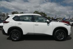 2023 Nissan X-TRAIL ST