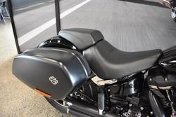 2021 Harley-davidson FLSB SPORT GLIDE VIVID BLACK