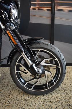 2021 Harley-davidson FLSB SPORT GLIDE VIVID BLACK
