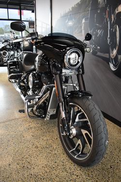 2024 Harley-davidson FLSB SPORT GLIDE (107) VIVID BLACK