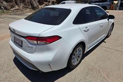 2021 Toyota Corolla Ascent Sport Hybrid ZWE211R Glacier White