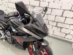 2025 Suzuki GSX-8R GSX-R Black