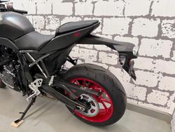 2025 Suzuki GSX-8R GSX-R Black