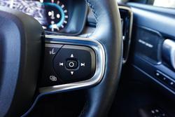 2023 Volvo XC40 Ultimate B4 Bright