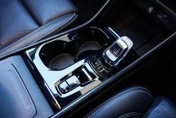 2023 Volvo XC40 Ultimate B4 Bright