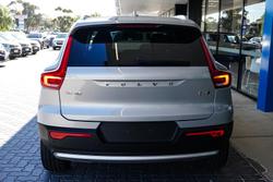 2023 Volvo XC40 Ultimate B4 Bright