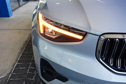 2023 Volvo XC40 Ultimate B4 Bright