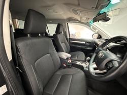 2021 Toyota Hilux SR5