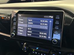 2021 Toyota Hilux SR5