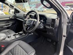 2025 Ford Everest Platinum
