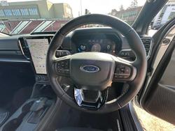 2025 Ford Everest Platinum
