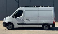 2016 Renault Master X62 Glacier White