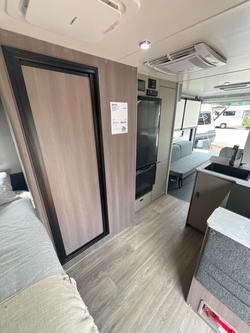 2025 JAYCO BASE STATION 19.61-7.BS-MY25