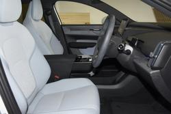 2024 Volvo EX30 Single Motor Extended Range Ultra MY24 Crystal White