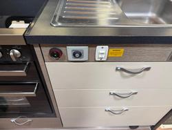 2015 Avida Esperance