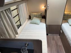 2015 Avida Esperance