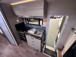 2015 Avida Esperance