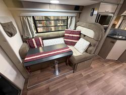 2015 Avida Esperance