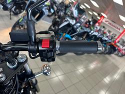 2017 Suzuki Boulevard S40 (LS650) Boulevard Black