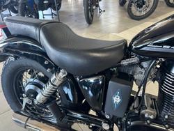 2017 Suzuki Boulevard S40 (LS650) Boulevard Black
