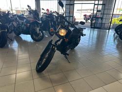 2017 Suzuki Boulevard S40 (LS650) Boulevard Black