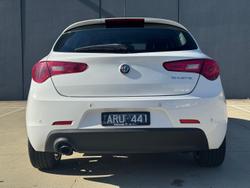 2017 Alfa Romeo Giulietta Super Series 2 White