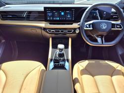 2025 MG HS Essence AS33 MY25 Pearl White