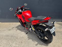 2015 Honda CBR300R RED/WHITE