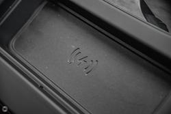 2024 Land Rover Defender 110 P400e X-Dynamic HSE