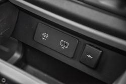 2024 Land Rover Defender 110 P400e X-Dynamic HSE