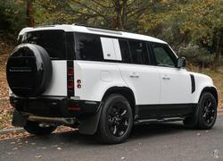 2024 Land Rover Defender 110 P400e X-Dynamic HSE