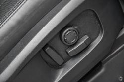 2024 Land Rover Defender 110 P400e X-Dynamic HSE