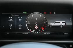 2024 Land Rover Defender 130 D300 X-Dynamic SE