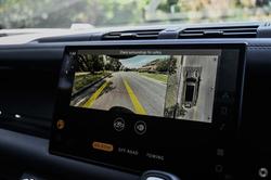 2024 Land Rover Defender 130 D300 X-Dynamic SE