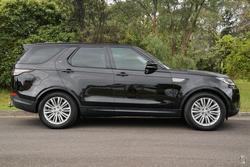 2020 Land Rover Discovery SD6 SE