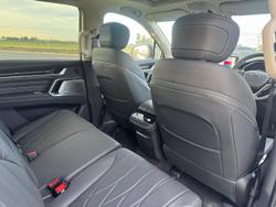 2025 LDV D90 Executive