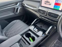 2025 LDV D90 Executive